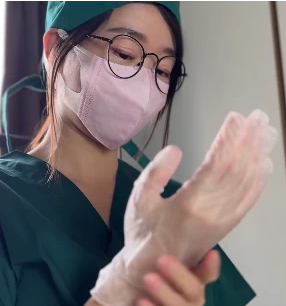 性感女医生Ellie最新私拍合集 【1V/662M】