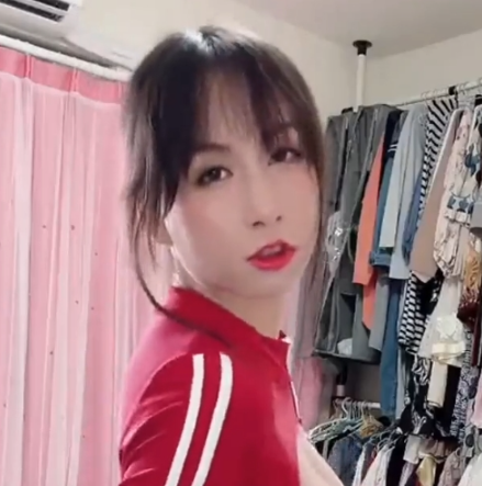 推特伪娘TS御姐钢管舞合集【108V/10.4G】