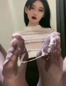 抖音L帽红框挑战视频合集【21V/4.4G】