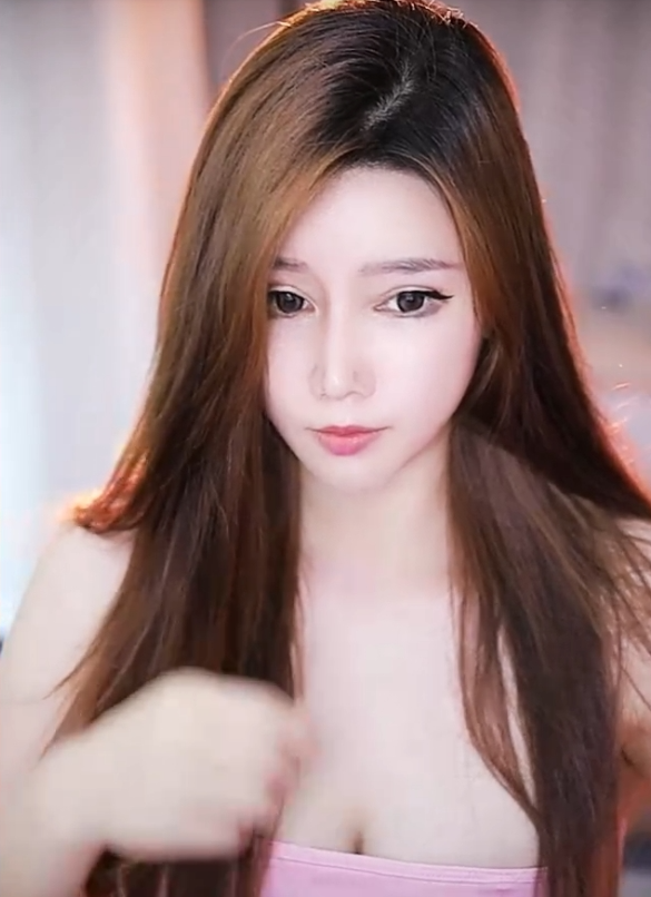 网易CC「毒毒」主播精华剪辑51部9.5G