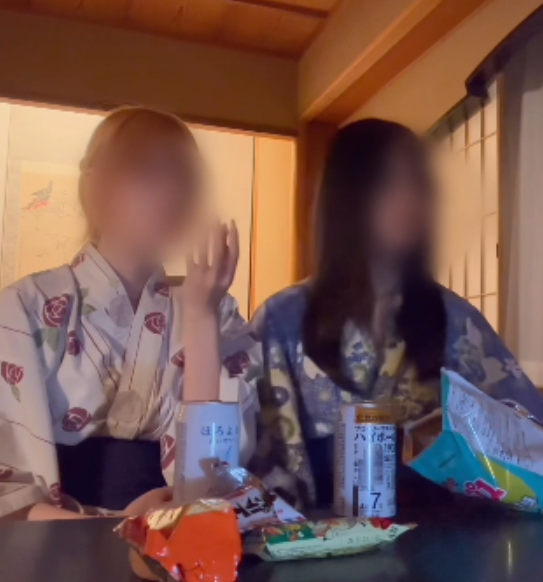 lilyxoxoles百合合集30部(19.3G),