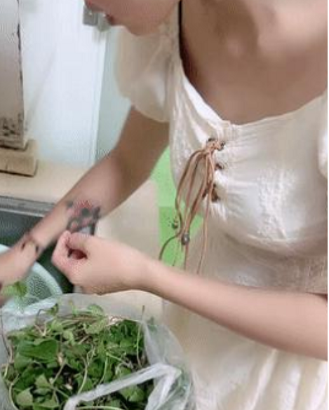 小嫂子无遮挡互动火爆剧情完整版1.34GB